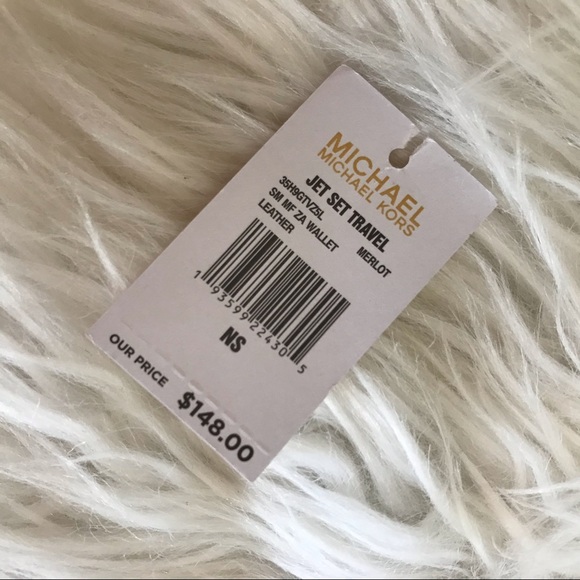 Michael Kors carryall card case merlot wallet - Picture 7 of 7